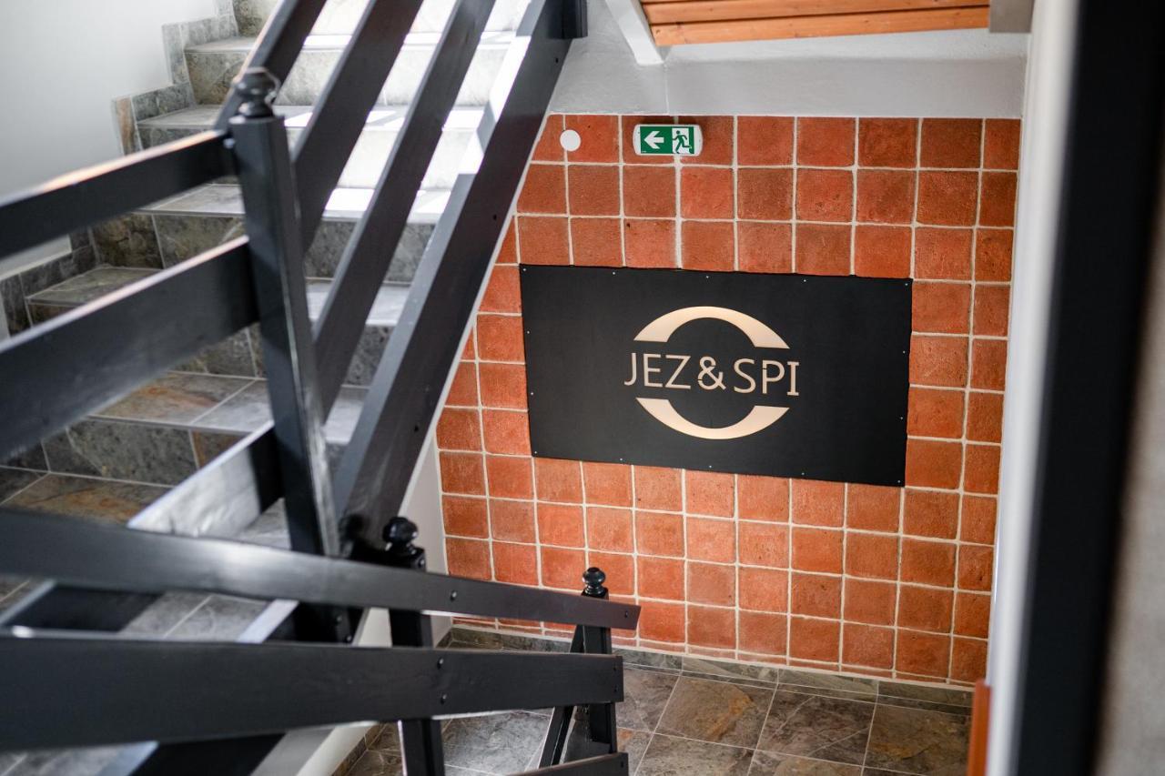 Hotel Jez&Spi Sušice Exterior foto